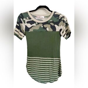 No Boundaries Camo Baby Tee Sz XS Y2K 2000s Style Retro Grunge Streetwear